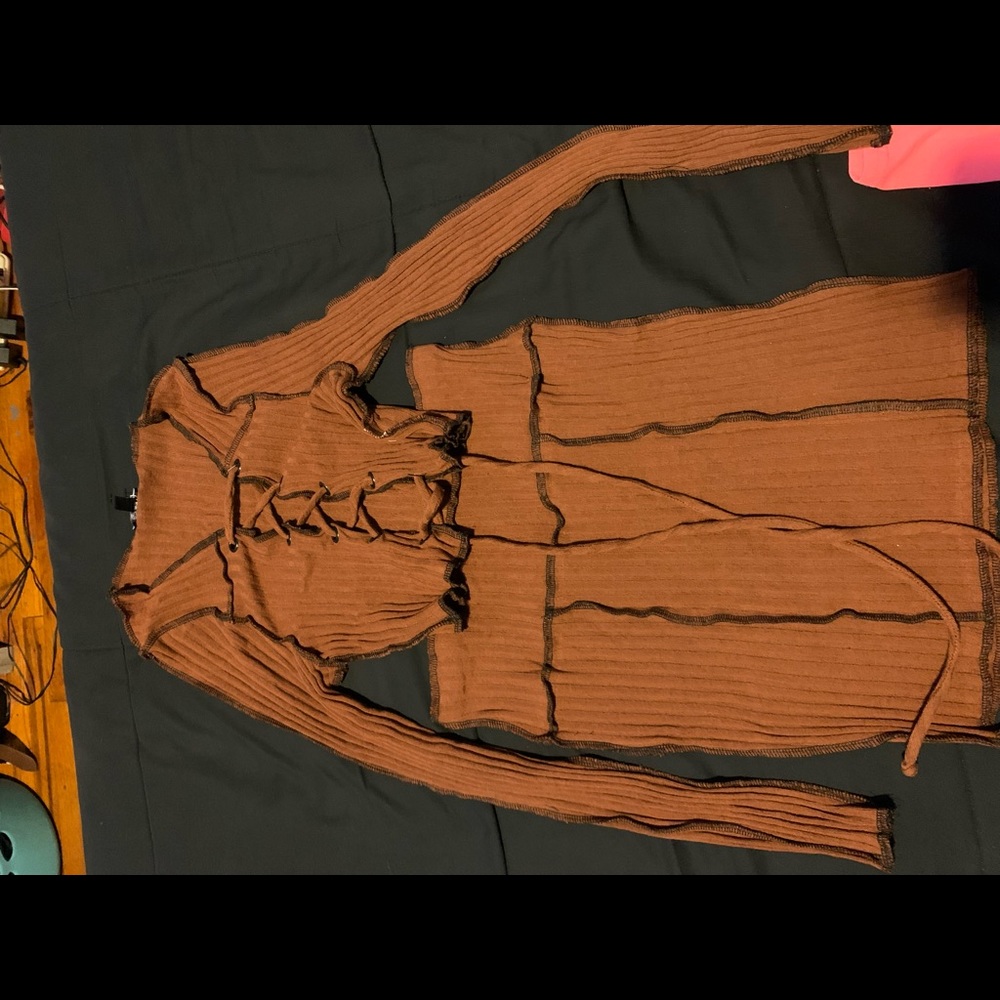 Skirt set long sleeve crop top with skirt from fashion nova brown